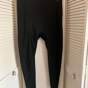 YITTY Black and Blue Leggings